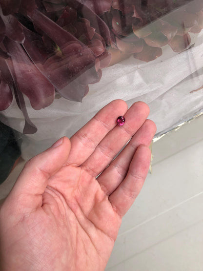 Natural Pink Malaya Garnet 2.36 ct, Tanzania