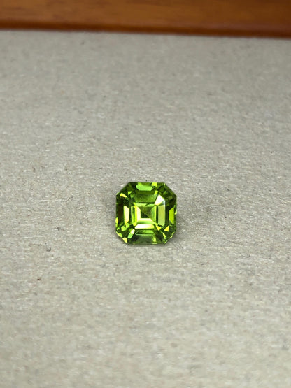Natural Peridot 2.34 ct | Green, Pakistan