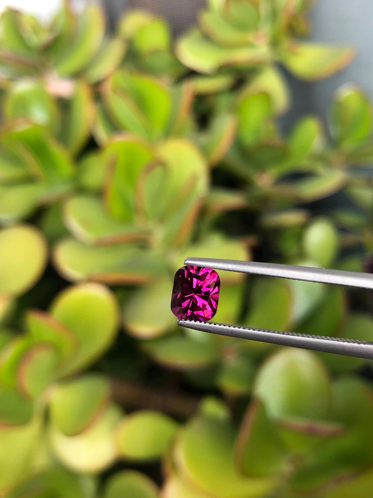 Natural Pink Malaya Garnet 1.24 ct, Tanzania