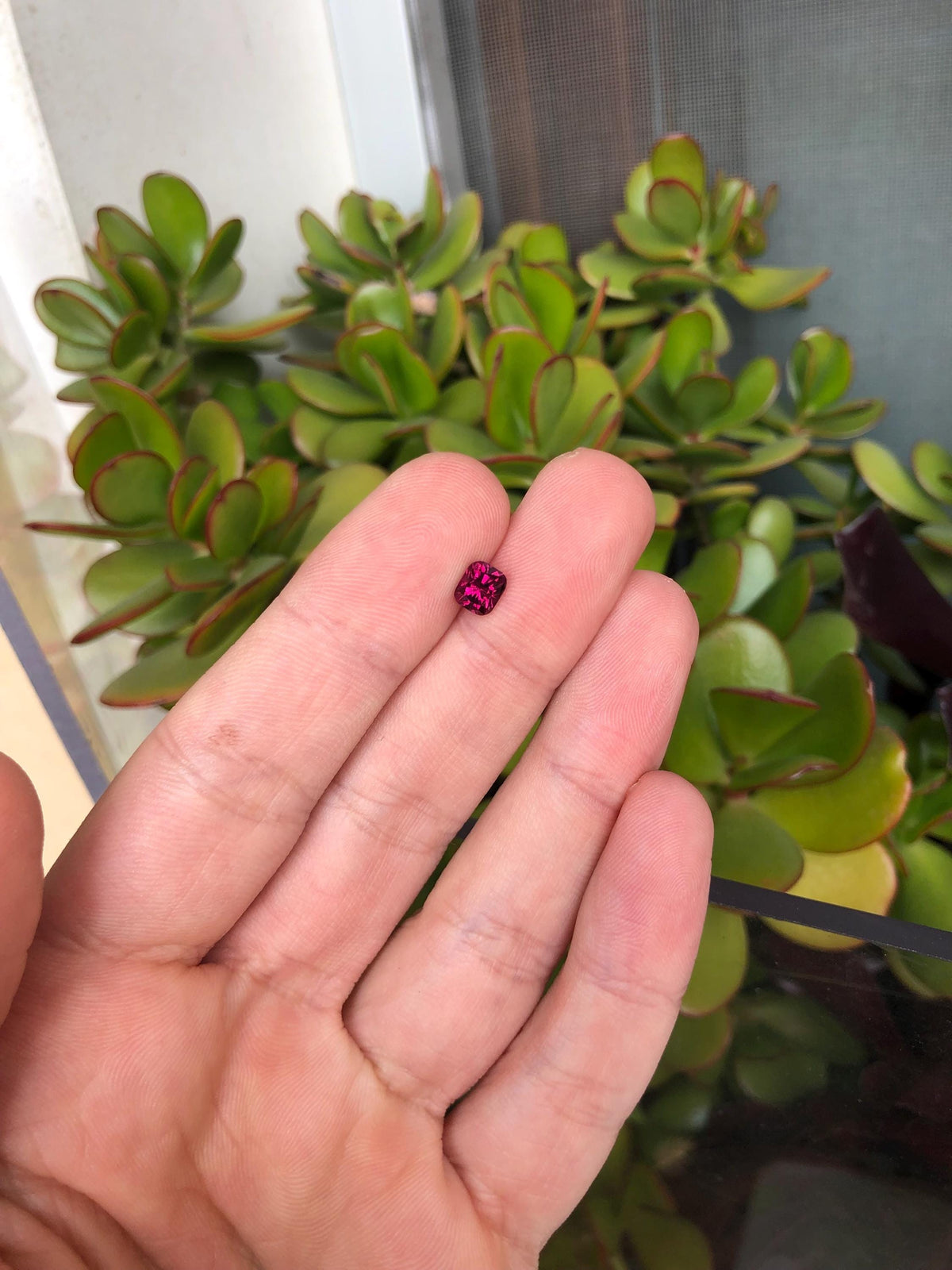 Natural Pink Malaya Garnet 1.24 ct, Tanzania