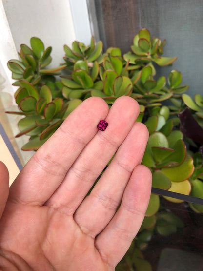 Natural Pink Malaya Garnet 1.24 ct, Tanzania