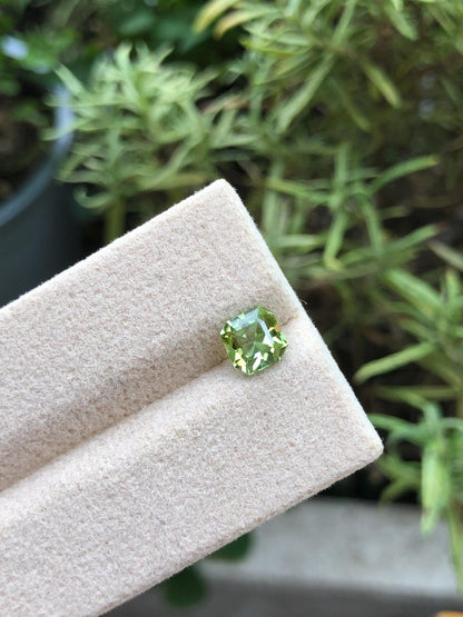 Natural Green Tourmaline 0.95 ct