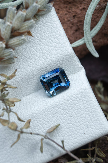 Zaffiro Bicolore Sri Lanka 1.05 ct