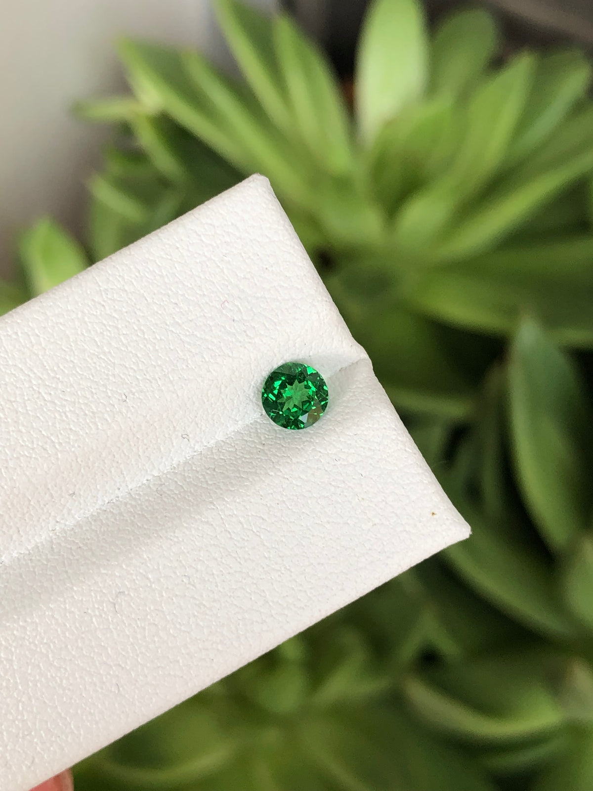 Tsavorite 0.57 Ct