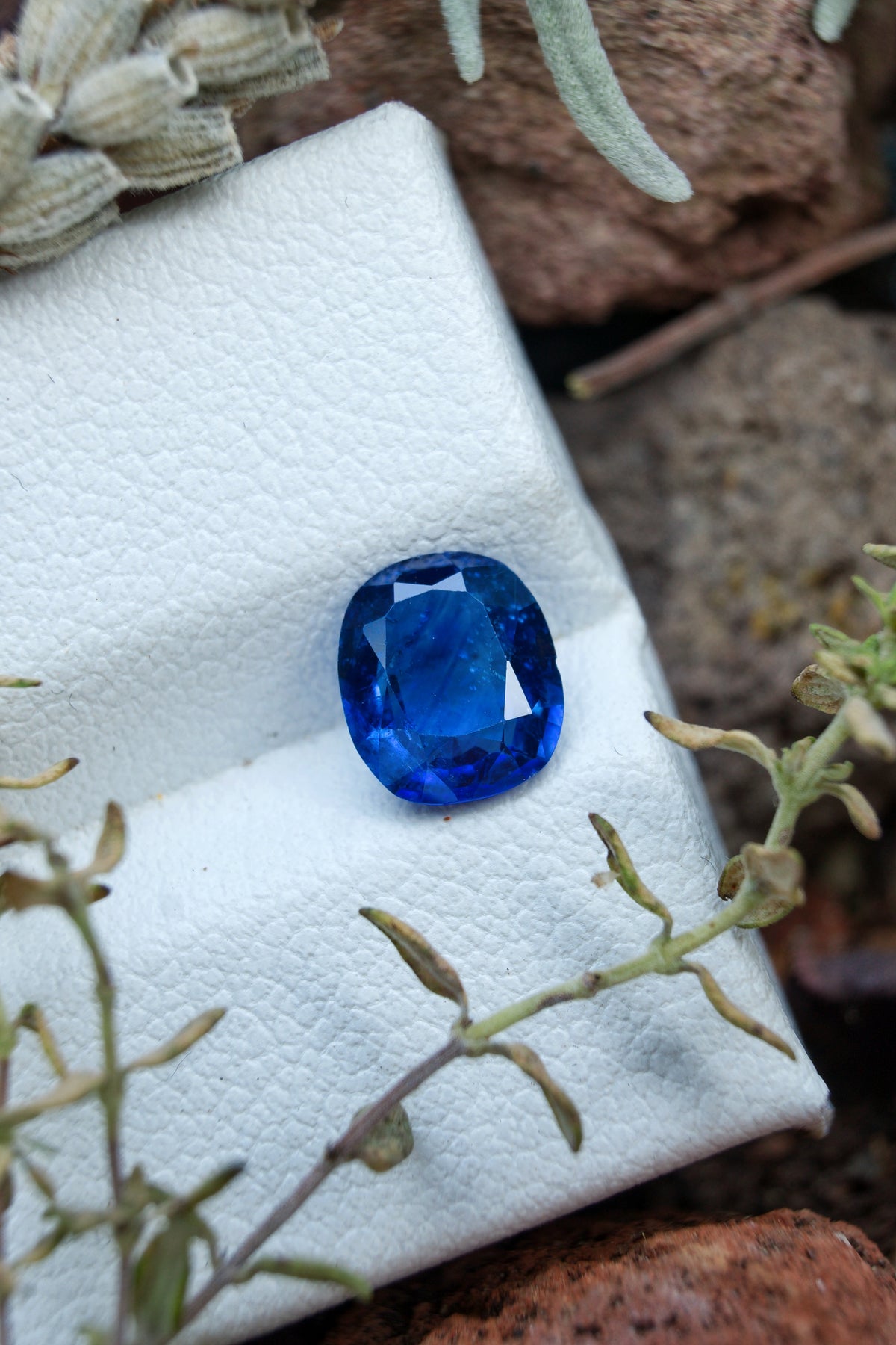 Natural Blue Sapphire 1.26 ct, Sri Lanka