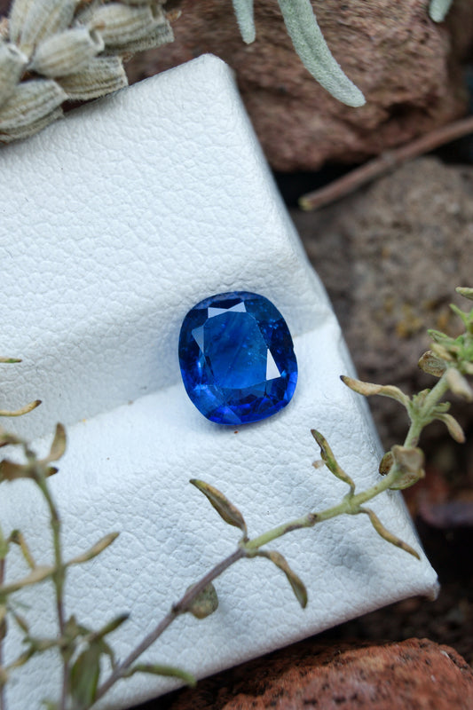 Natural Blue Sapphire 1.26 ct, Sri Lanka