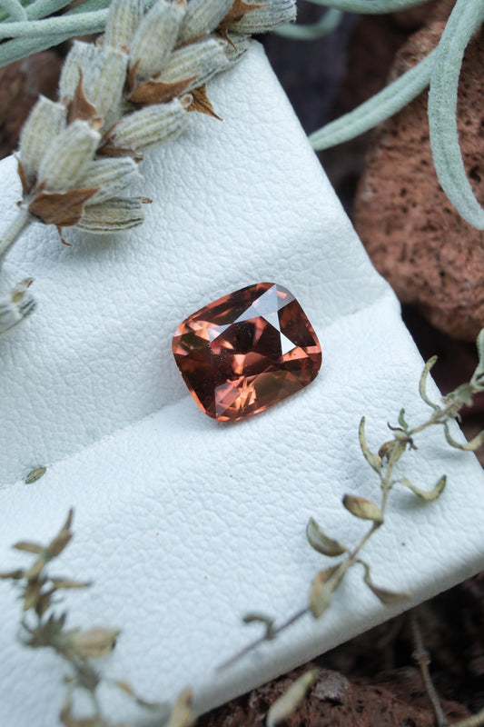 Natural Zircon 2.43 ct | Orange, Tanzania