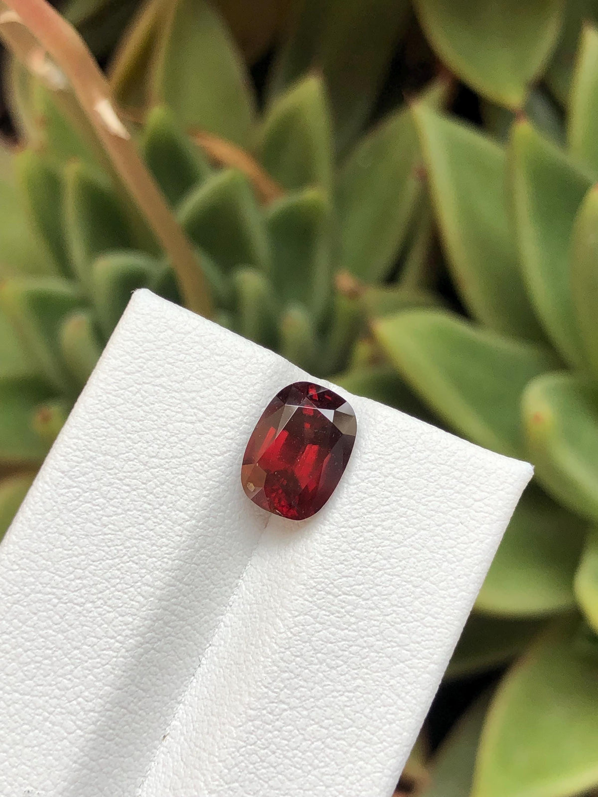 Natural Red Zircon 3.98 ct, Tanzania